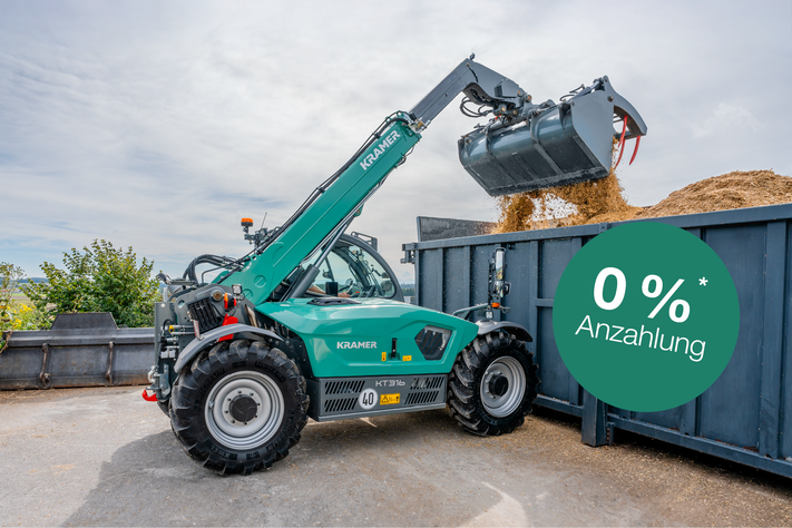 Teleskoplader KT316 füllt Anhänger