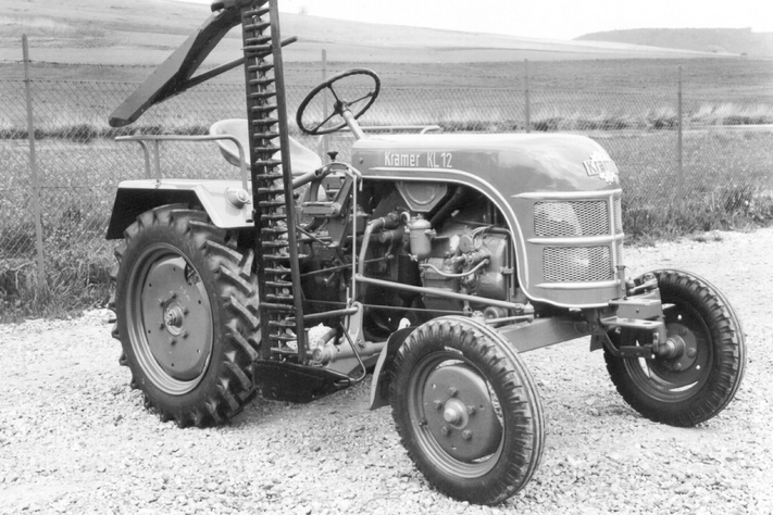 ein Kramer Traktor auf dem Feld