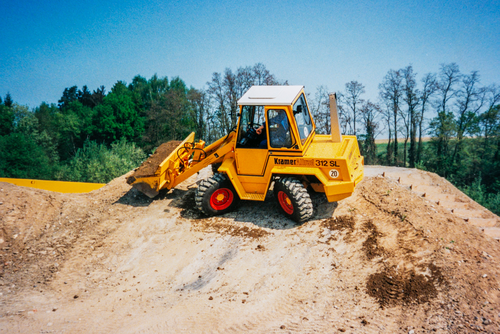der Klassiker unter den allradgelenkten Radladern 312 SL