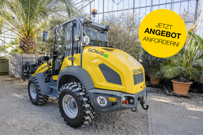 5065e fährt im Gewächshaus